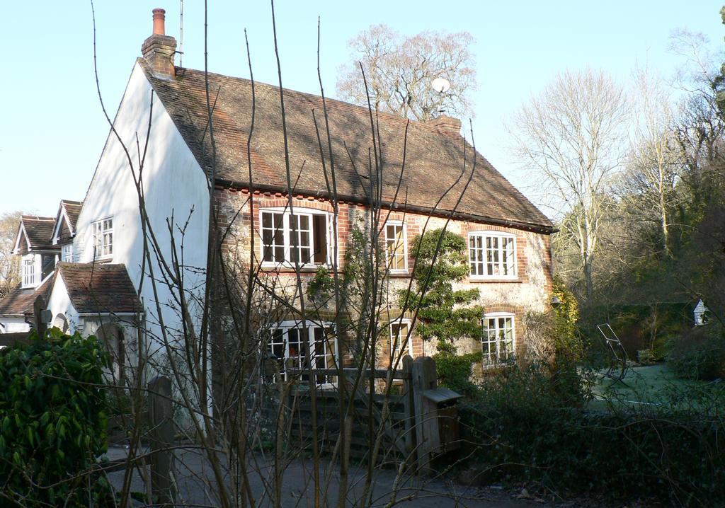 מידהרסט Bridge Cottage מראה חיצוני תמונה
